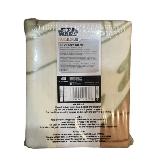 DISNEY STAR WARS: The Mandalorian The Child 40 x 50” Silky Soft Throw (New) - Picture 2 of 3